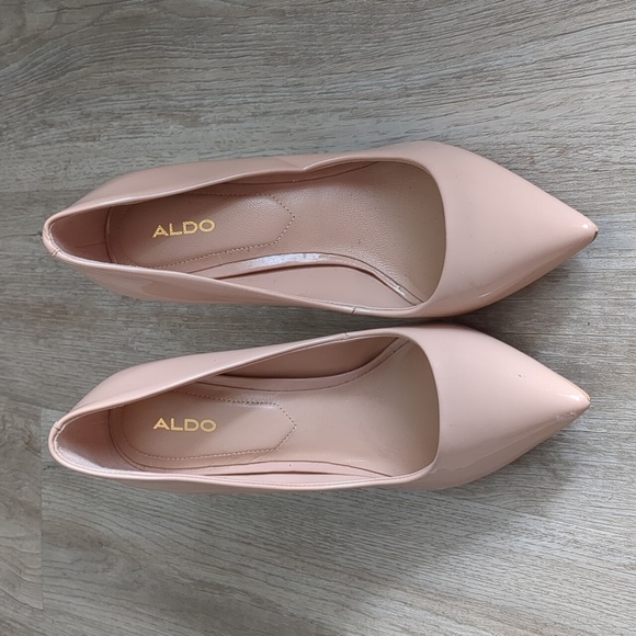 Nude Heels - Picture 3 of 4